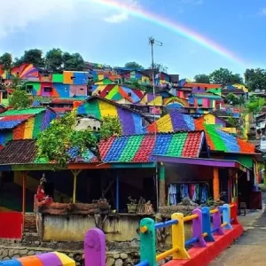Kampung Pelangi Semarang: Menikmati Pesona Seni dan Kreativitas dalam Setiap Sudutnya